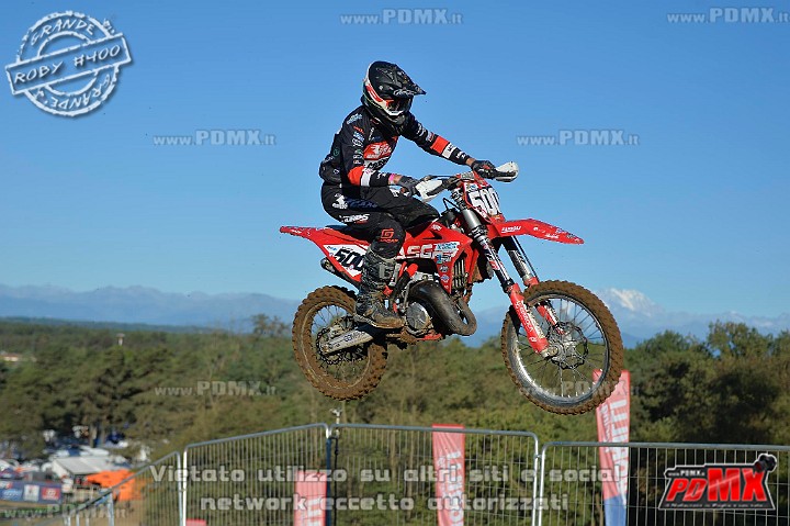 _ROB6735 (Copy).jpg